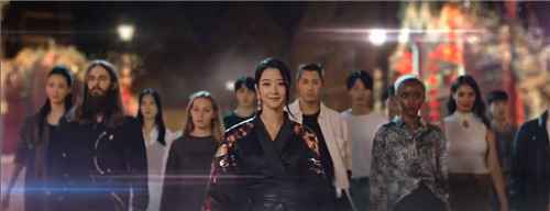 传奇4角色装扮系统细节炸裂 捏脸服饰样样俱全