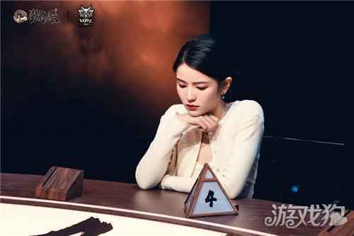 李锦在线蹦迪 狼人杀WPL综艺是个狠人精彩盘点