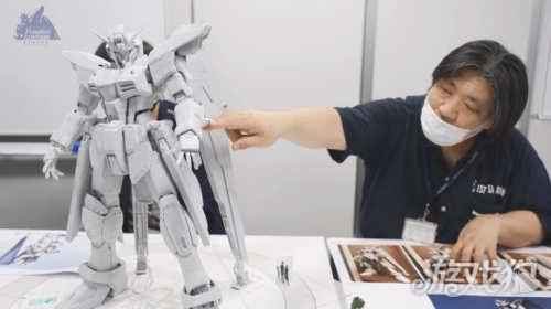 绝对震撼 揭秘实物大自由高达立像制作全程