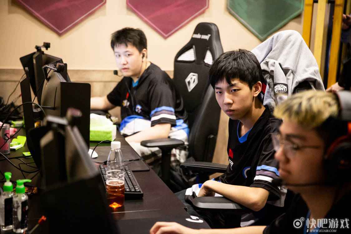 PGI.S即将收官，32支豪强百万美金将花落谁家
